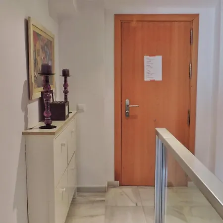 Duplex, Terraza, 10 Min Coche Centro Sevilla Apartment Camas